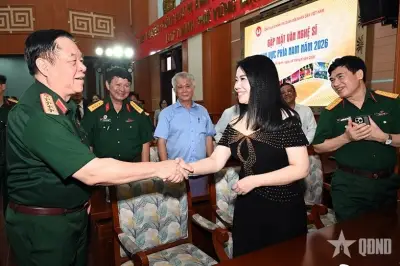 Đại tướng Nguyễn Trọng Nghĩa gặp mặt văn nghệ sĩ phía Nam năm 2026