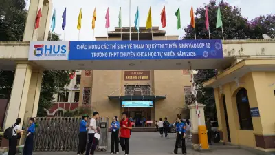 Điểm chuẩn lớp 10 Trường chuyên Khoa học Tự nhiên năm 2026: Chuyên Hóa dẫn đầu
