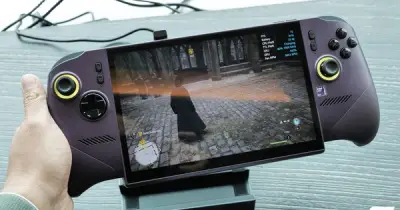 Intel ra mắt Arc G3 Extreme tại Computex 2026, áp đảo AMD Ryzen Z2 Extreme