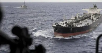 Iran đưa hàng triệu thùng dầu ra thị trường sau thỏa thuận với Mỹ