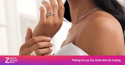 Kem chống nắng có thể làm xỉn màu nhẫn cưới? Chuyên gia khuyên nên tháo nhẫn trước khi thoa