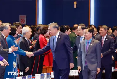 Khai mạc phiên làm việc trọng thể Đại hội Công đoàn Việt Nam lần thứ XIV