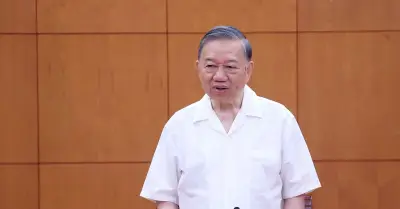 Không để xã hội giàu lên về vật chất nhưng nghèo đi về văn hóa đạo đức