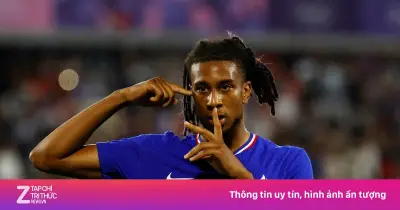 Michael Olise từ chối triệu USD tài trợ giày để giữ đam mê cá nhân