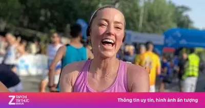 Mặt mộc của Amber Heard gây sốt sau giải chạy 10 km tại Tây Ban Nha