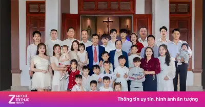 Nghệ An: Gia đình 10 con, mẹ và con gái cùng ở cữ