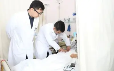 Người phụ nữ 27 tuổi suýt mất mạng vì lạm dụng 800 viên thuốc nhuận tràng mỗi ngày