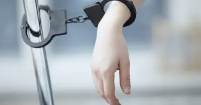 Nhân viên ngân hàng cố tình làm lộ thông tin khách hàng cho kẻ lừa đảo