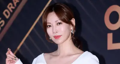 Phim mới của 'ác nữ màn ảnh' Kim So Yeon dừng quay giữa lúc nhà đài vỡ nợ