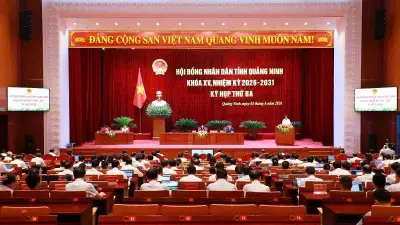 Quảng Ninh thông qua nghị quyết thành lập thành phố trực thuộc Trung ương