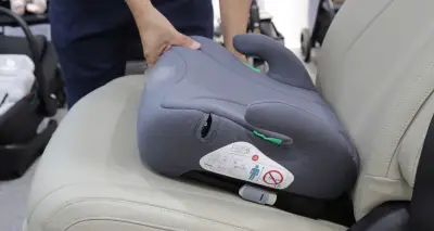 Từ 1/7, những loại ô tô nào được miễn lắp ghế trẻ em?