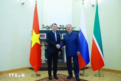 Thủ tướng Lê Minh Hưng gặp lãnh đạo Cộng hòa Tatarstan