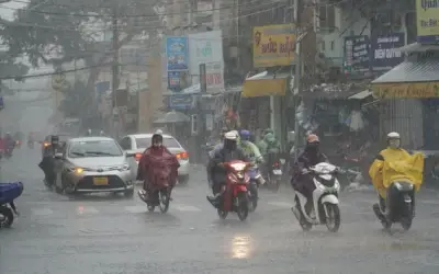 Thời tiết 27-28/6: Bắc Bộ mưa dông, Trung Bộ nắng nóng gay gắt trên 38 độ