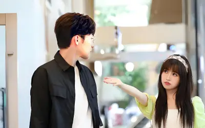Tôi đã qua ngày thơ khi cho em gái vợ lên ở nhà sau kỳ thi tốt nghiệp, vì 2 tuần sau tôi bắt đầu sợ phải về nhà