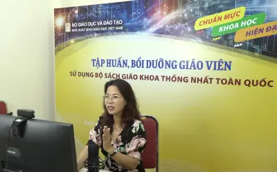 Tập huấn 152 đầu sách giáo khoa thống nhất cho giáo viên cả nước