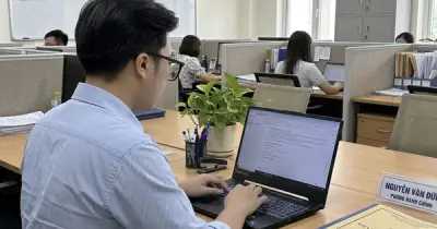 Trợ lý AI tri thức cho cán bộ xã: Giải pháp tra cứu nhanh, cập nhật dễ dàng