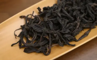 Trà đá Niu Lan Keng Rougui giá gần 5 tỷ đồng/kg tại Hong Kong