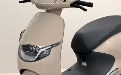 Trải nghiệm xe máy điện giá 208 triệu đồng bán tại Việt Nam: Thiết kế xinh xắn, đi 100 km/lần sạc, rẻ như Wave Alpha
