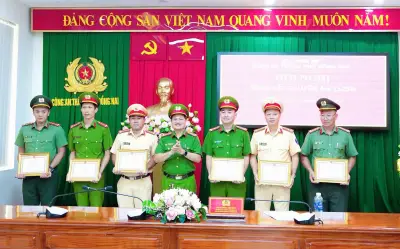 Triệt phá đường dây mua bán trái phép dữ liệu cá nhân tại Đồng Nai