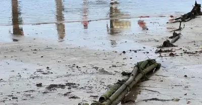 Truy tìm chủ nhân đường ống lạ xuất hiện ở biển Nha Trang