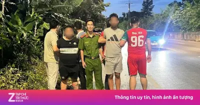 Tuần tra đêm ở Hà Nội phát hiện thanh niên tàng trữ ma túy đá