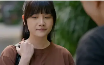 Tuyết Lan bất ngờ tới nhà Khuê học nhóm