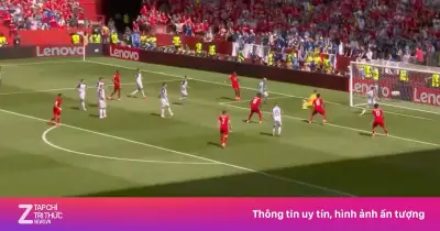Video phá hỏng ăn khó tin của Canada