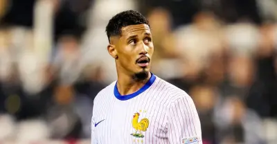 William Saliba nguy cơ lỡ World Cup 2026 vì chấn thương lưng