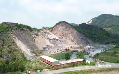 Xã Cẩm Tú thiếu cán bộ, phương tiện kiểm tra mỏ đá sau vụ sập khiến 3 công nhân tử vong