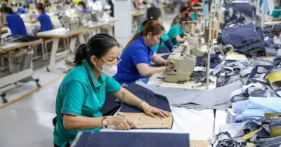 Đề xuất tăng lương tối thiểu vùng 9,8% hoặc 8,5% từ 1/1/2027