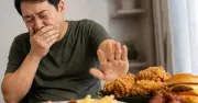 3 dấu hiệu sớm ung thư túi mật dễ nhầm đau lưng
