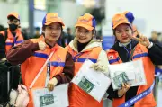 Đưa lao động Việt ra nước ngoài: Khó tuyển vì lương trong nước hấp dẫn