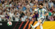 Argentina đấu Algeria: Kỷ lục World Cup của cậu bé tốc độ Messi
