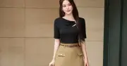 Bí quyết phối váy dài, quần ống rộng và giày cao gót cho nàng công sở