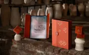 Bộ sưu tập bánh trung thu 'Đào khí Thu viên' giao thoa gốm Bát Tràng và tinh thần thủ công