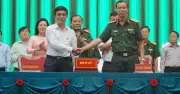Bộ Tư lệnh TP.HCM ký quy chế phối hợp tuyên truyền với báo chí