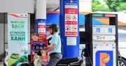Bộ Tài chính lý giải chênh lệch thuế giữa xăng E10 và xăng khoáng