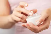 Bộ Y tế xử phạt 17 doanh nghiệp dược mỹ phẩm, thu hồi nhiều sản phẩm nổi tiếng