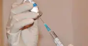 Bác sĩ nói gì về thuốc ung thư được kỳ vọng xóa sổ khối u di căn?