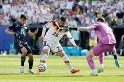 Đức 1-1 Paraguay: Hiệp 2 phòng thủ quyết liệt