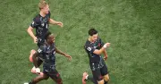 Canada lần đầu thắng trận knock-out World Cup, hạ Nam Phi 1-0 nhờ khoảnh khắc Eustaquio
