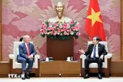 Chủ tịch Quốc hội Trần Thanh Mẫn tiếp Đại sứ Canada tại Việt Nam
