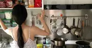 Chi 10 triệu mỗi tháng để không đụng tay việc nhà: Cách giữ thời gian và sự dịu dàng