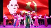 Chương trình nghệ thuật 'Đời đời khắc ghi - Bác Ba Lê Duẩn' tại Quảng Trị