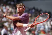 Chung kết Roland Garros: Cobolli gây sốc, Zverev giành chiến thắng kịch tính
