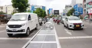 Cận cảnh đại phân cách điều khiển từ xa ở TPHCM giảm ùn tắc giờ cao điểm
