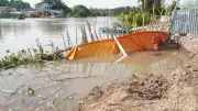 Cần Thơ khẩn trương ứng phó sạt lở bờ sông Ba Láng dài 21m