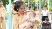 Công an Đồng Tháp chăm lo trẻ em khó khăn trong Tháng hành động vì trẻ em 2026