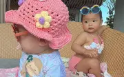 Con gái H'Hen Niê 9 tháng tuổi diện bikini cực slay