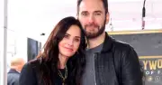Courteney Cox chia tay bạn trai kém 12 tuổi sau hơn 10 năm gắn bó